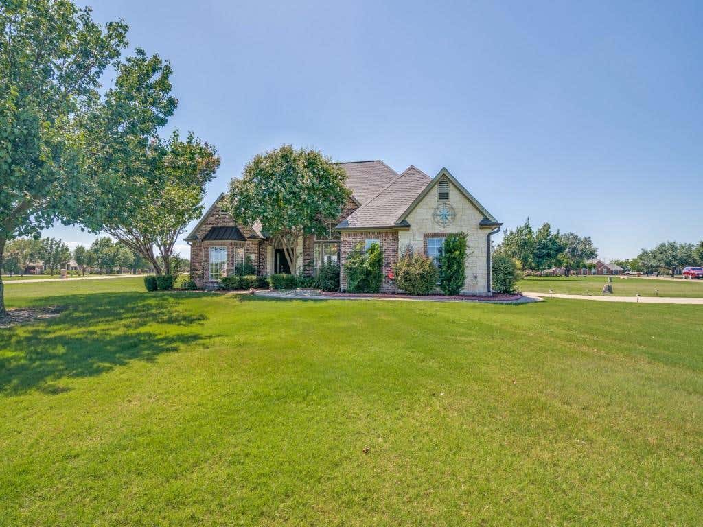 Photo of 10074 Tipperary Trail, Forney, TX 75126 (MLS # 21346179)