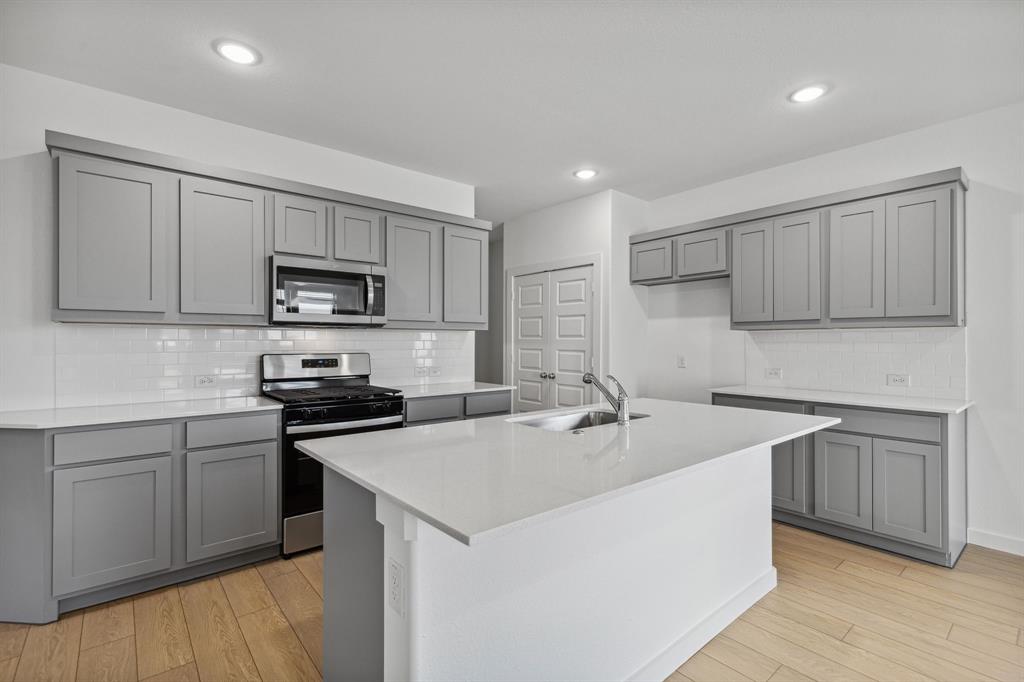 Lakehaven - Residential