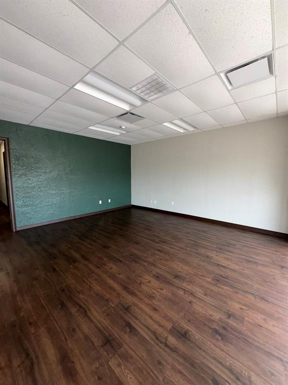 Hillcrest Square Sec I - Commercial Lease