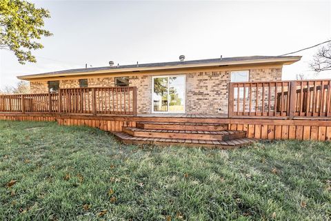 A home in Jacksboro