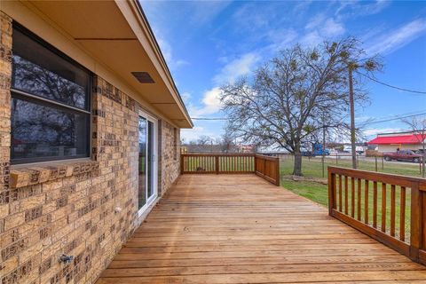 A home in Jacksboro