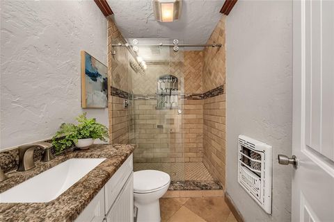 Tiny photo for 330 N Brighton Avenue, Dallas, TX 75208 (MLS # 21100358)