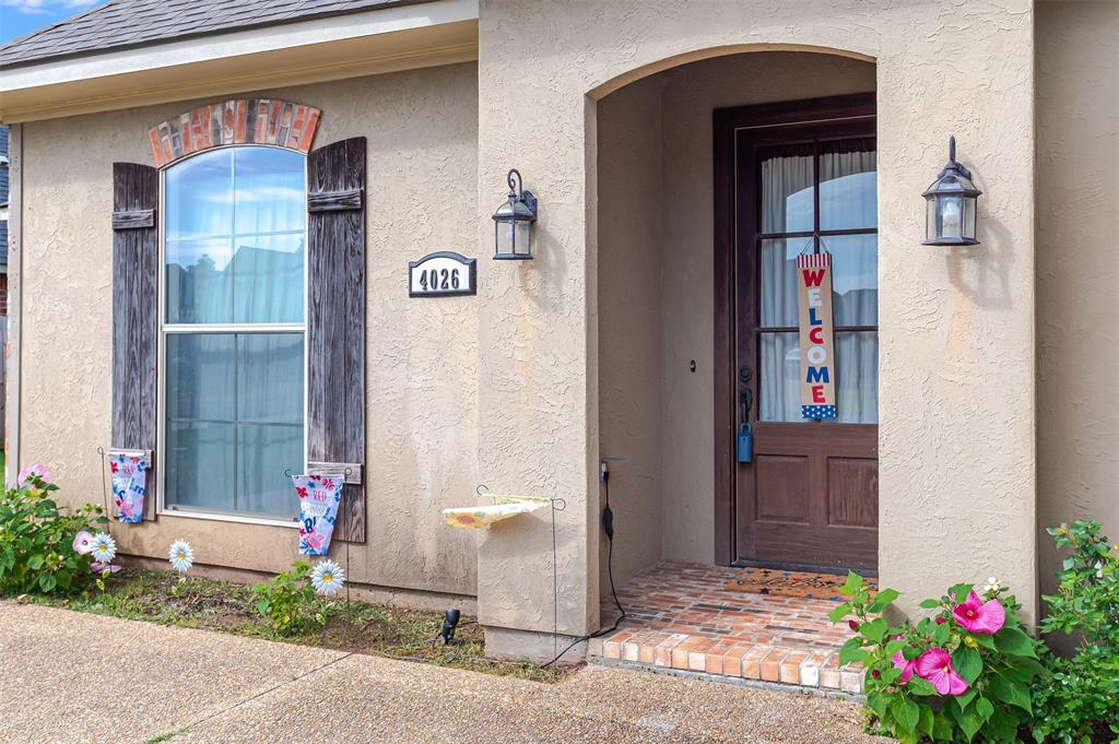 4026 Elizabeth Lane