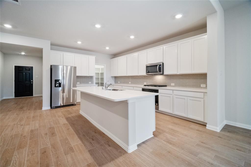 3216 Riverlawn Drive
