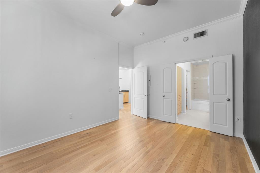 Renaissance On Turtle Creek Condo - Residential