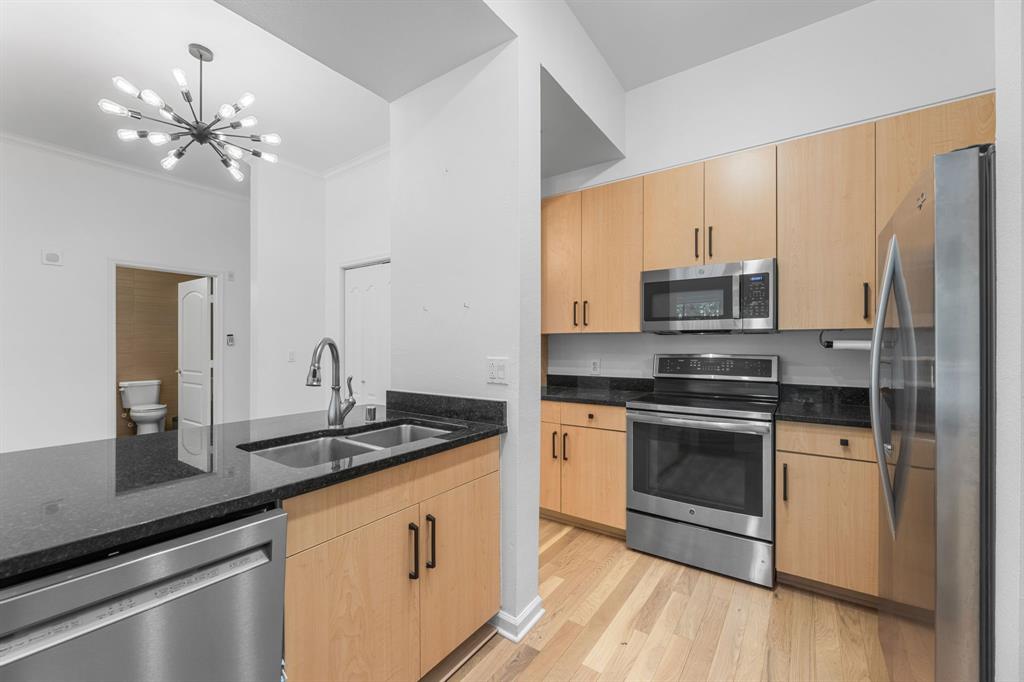 Renaissance On Turtle Creek Condo - Residential