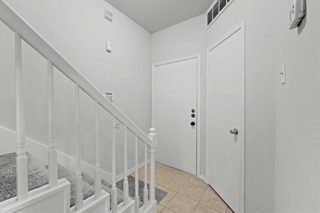3550 Country Square Drive 605