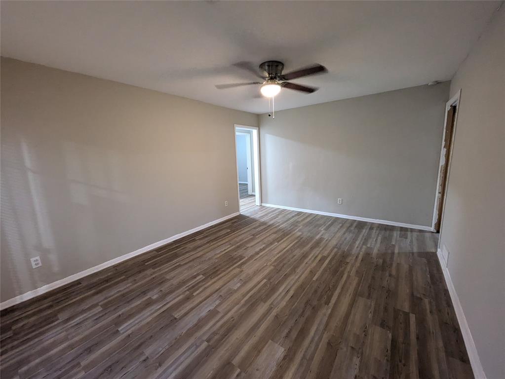 806 clearwood Drive
