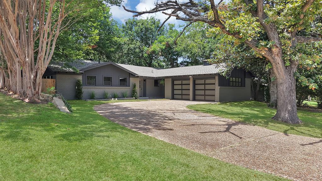 1816 Ridgmar Boulevard