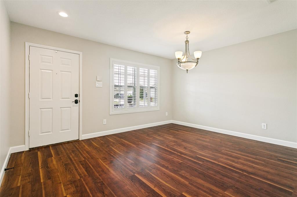 9932 George Washington Drive
