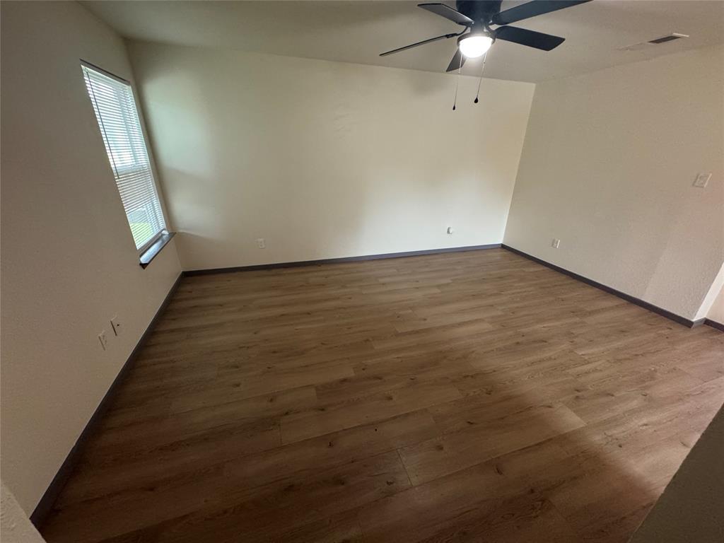 7300 Comanche Trail 4