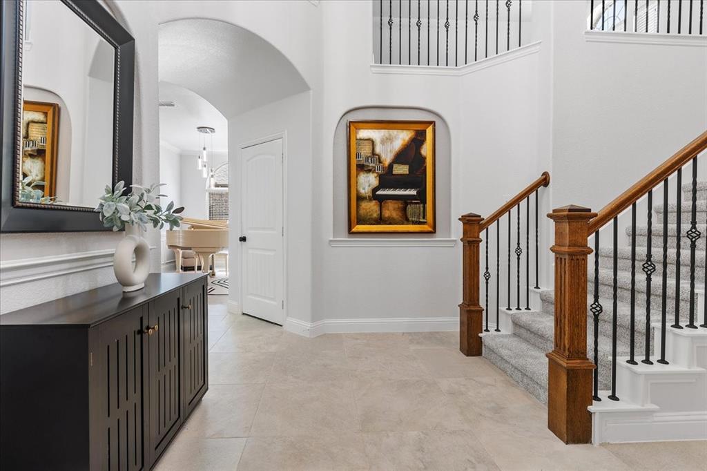 2468 Playa Del Mar Drive