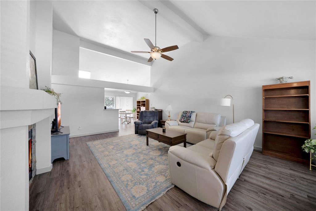 8309 Spinnaker Cove