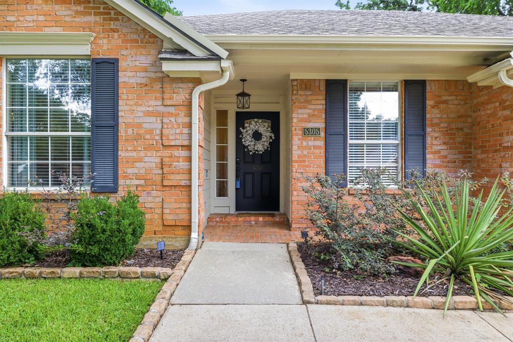 5305 Shadow Glen Drive