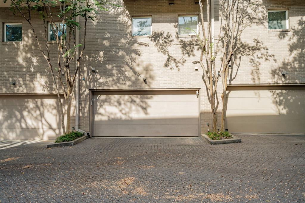 Travis Street Condos - Residential Lease