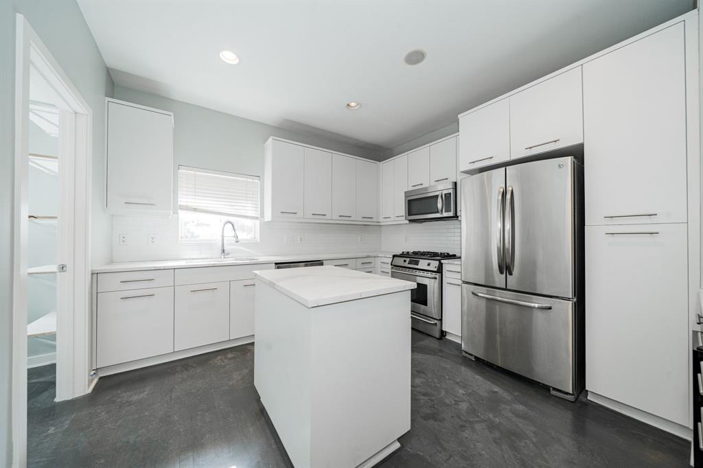 Travis Street Condos - Residential Lease