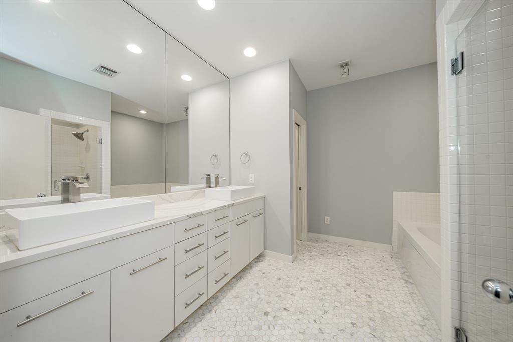 Travis Street Condos - Residential Lease