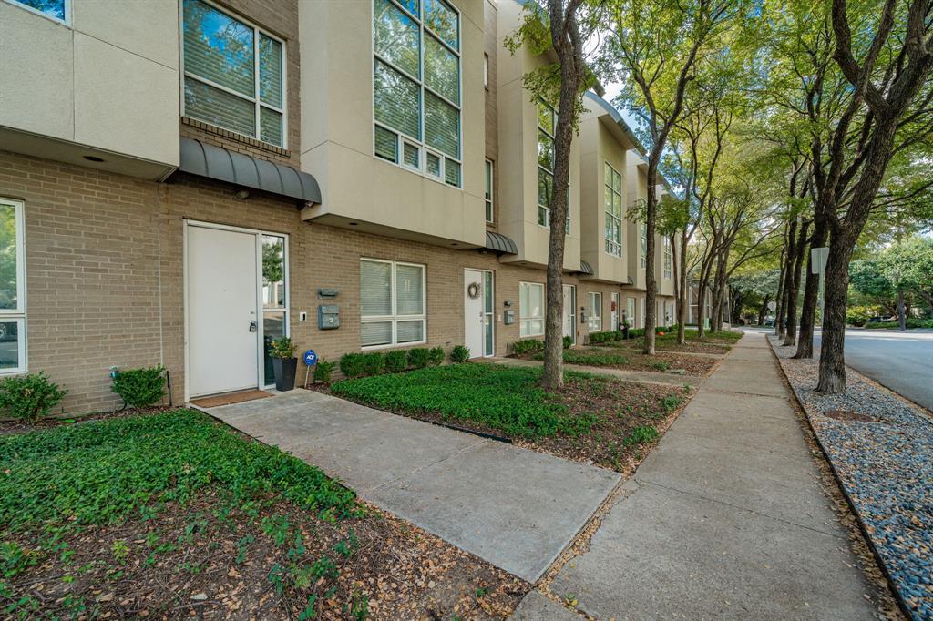 Travis Street Condos - Residential Lease