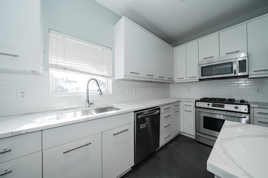 Travis Street Condos - Residential Lease