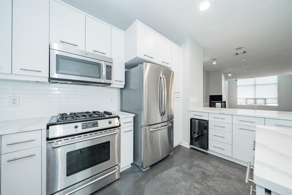 Travis Street Condos - Residential Lease