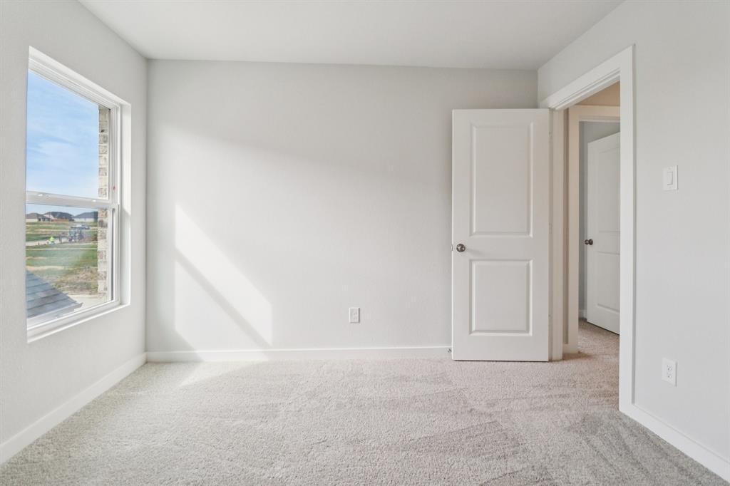 Lone Oak - Residential