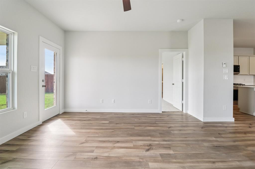 Lone Oak - Residential