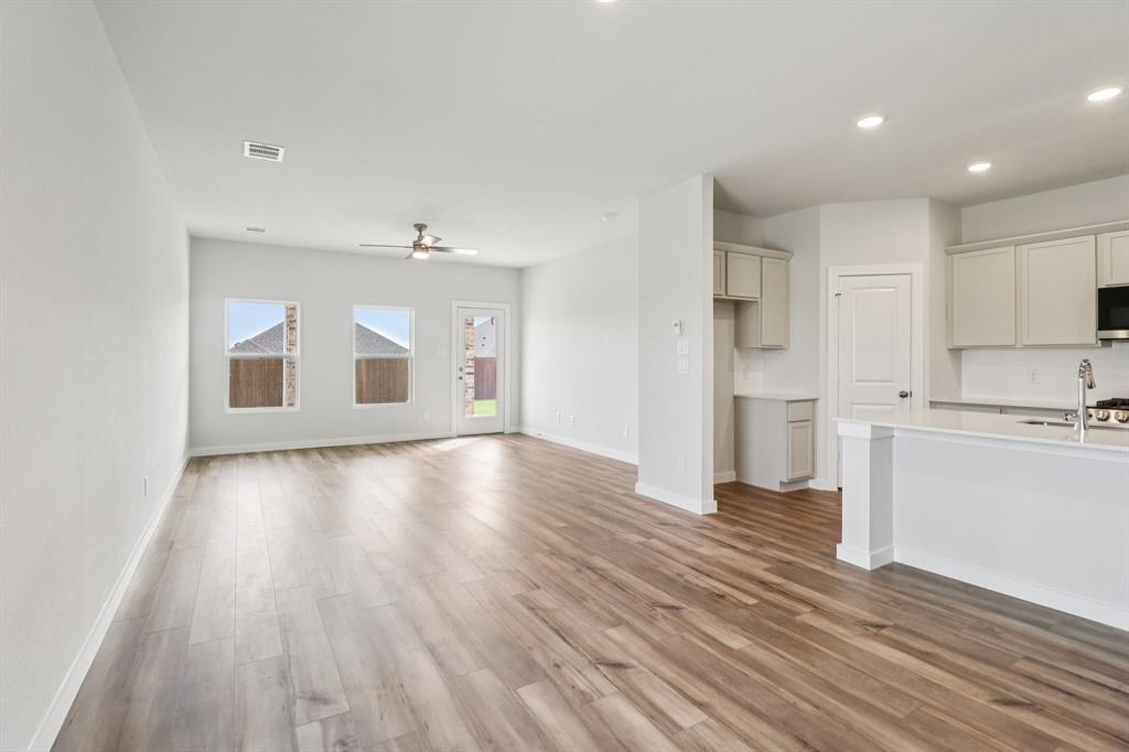 Lone Oak - Residential