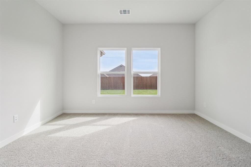 Lone Oak - Residential