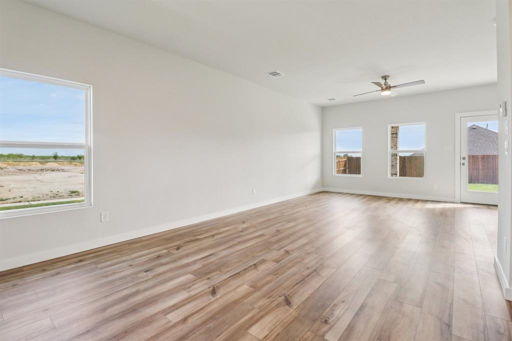 Lone Oak - Residential