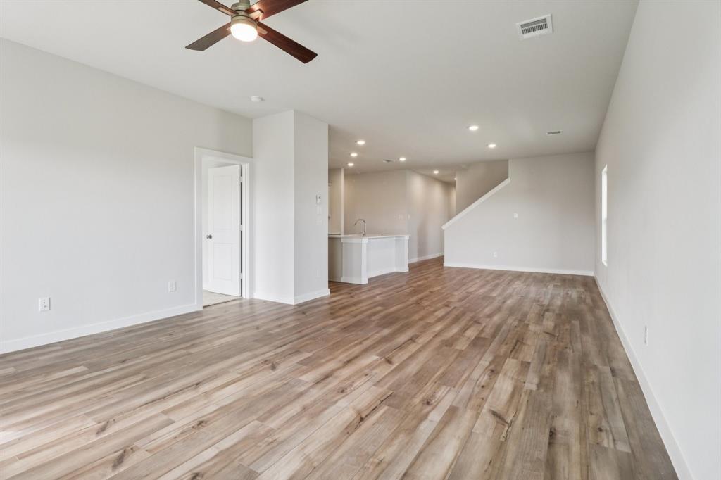 Lone Oak - Residential