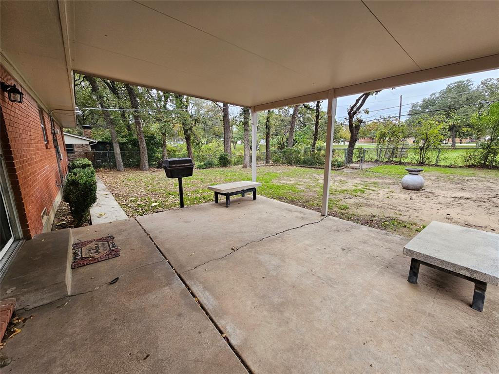 College Oaks Add - Residential Lease