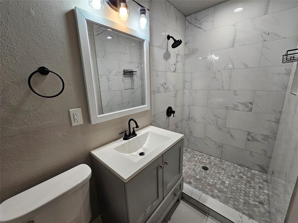 College Oaks Add - Residential Lease