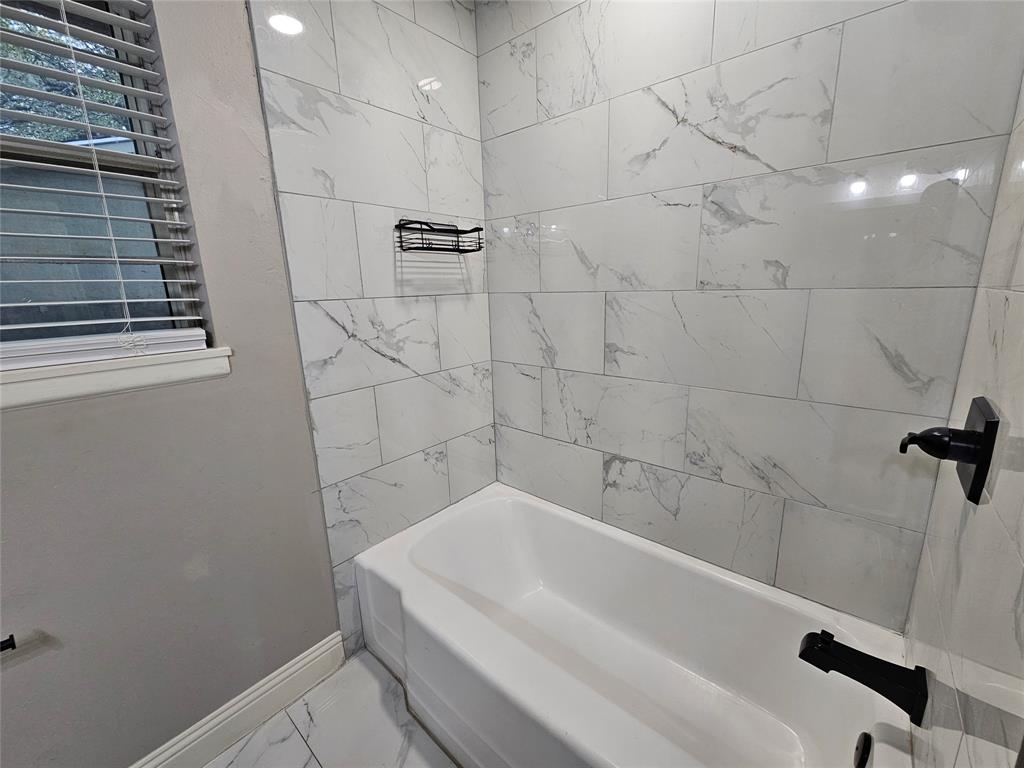 College Oaks Add - Residential Lease