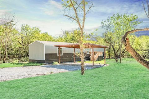12 Meadow Pond Court Bridgeport TX 76426