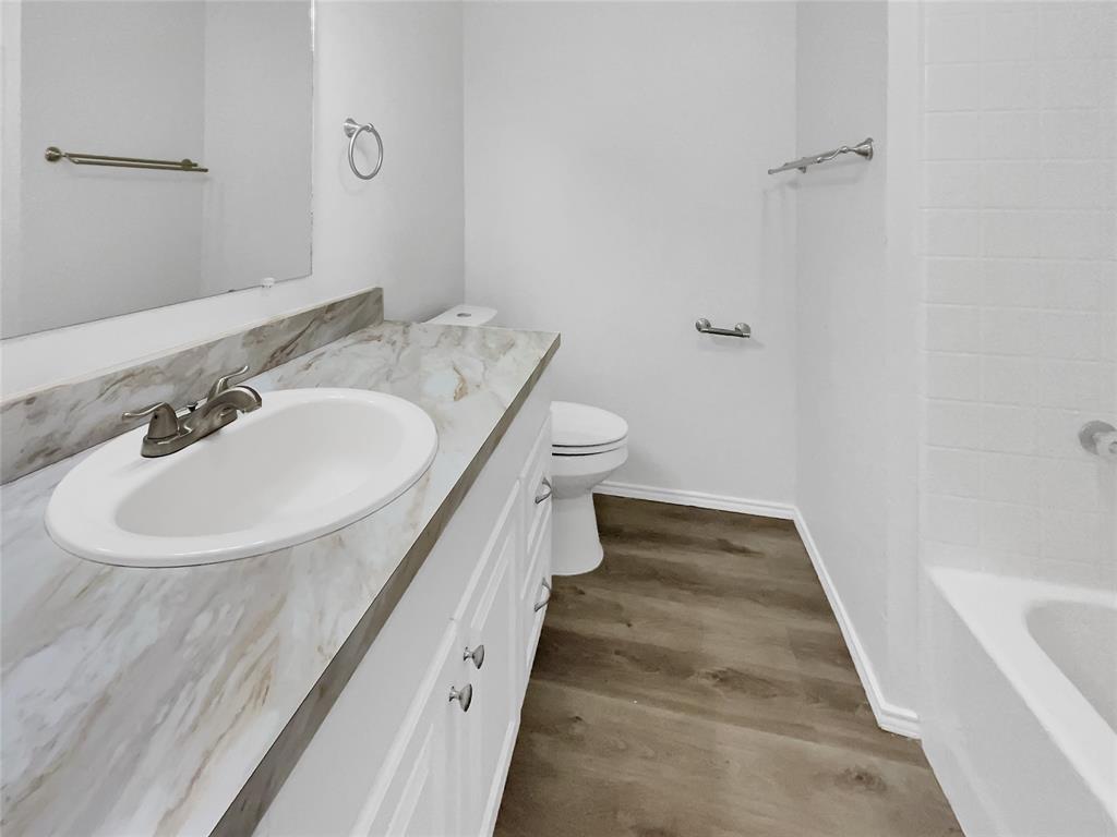 Brook Valley 06 - Residential