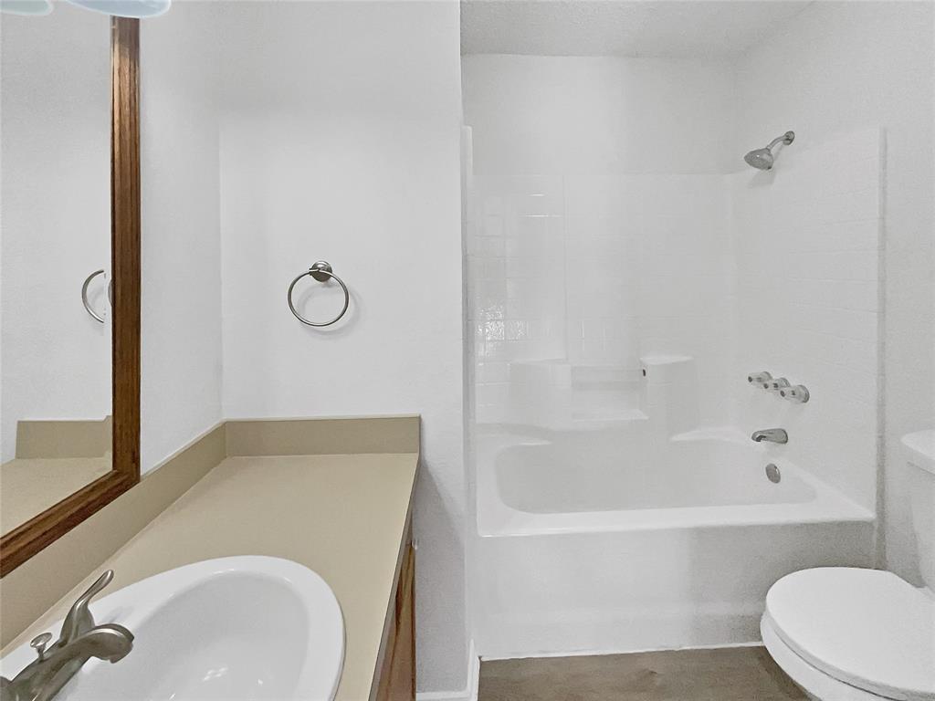 Brook Valley 06 - Residential