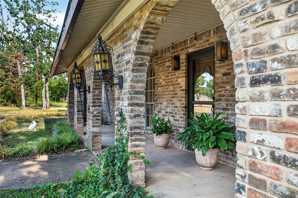 207 Ranch Road