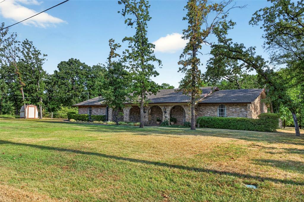 207 Ranch Road