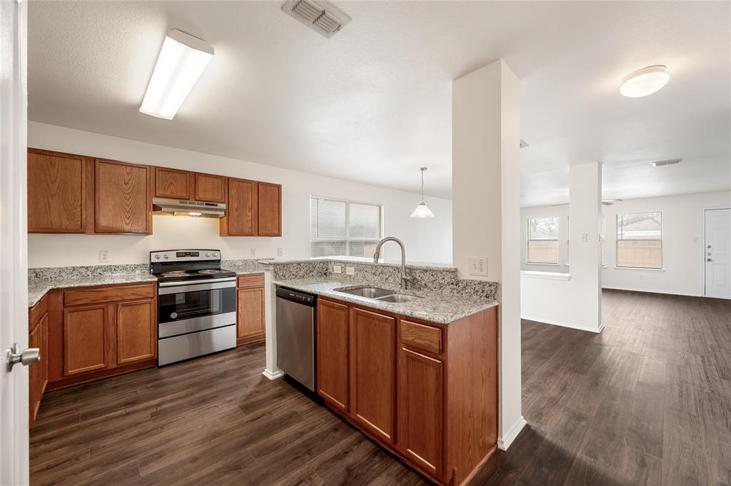 Lancaster, Texas 75134, United States, 4 Bedrooms Bedrooms, ,2 BathroomsBathrooms,Residential,Active,91067