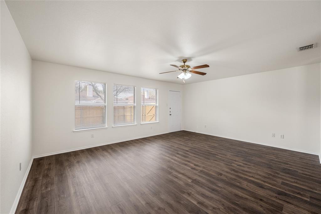 Lancaster, Texas 75134, United States, 4 Bedrooms Bedrooms, ,2 BathroomsBathrooms,Residential,Active,91067