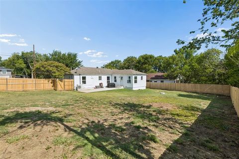 Tiny photo for 714 NW 6th Street, Grand Prairie, TX 75050 (MLS # 21340090)