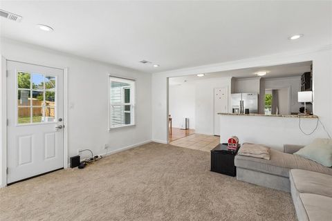 Tiny photo for 714 NW 6th Street, Grand Prairie, TX 75050 (MLS # 21340090)