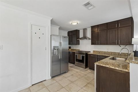 Tiny photo for 714 NW 6th Street, Grand Prairie, TX 75050 (MLS # 21340090)