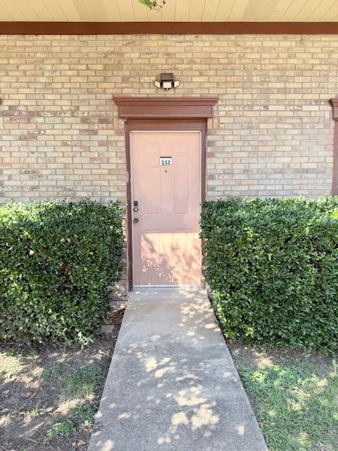 Faulkner Circle 1st Rep - Commercial Lease