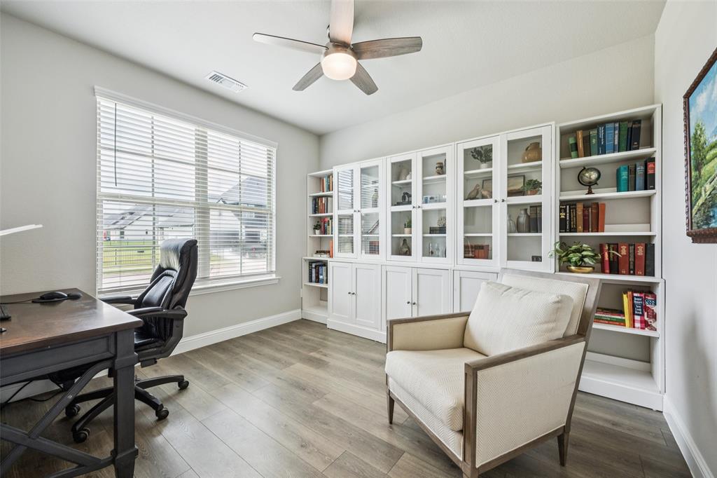 Gunter, Texas 75058, United States, 4 Bedrooms Bedrooms, ,5 BathroomsBathrooms,Residential,Active,171203