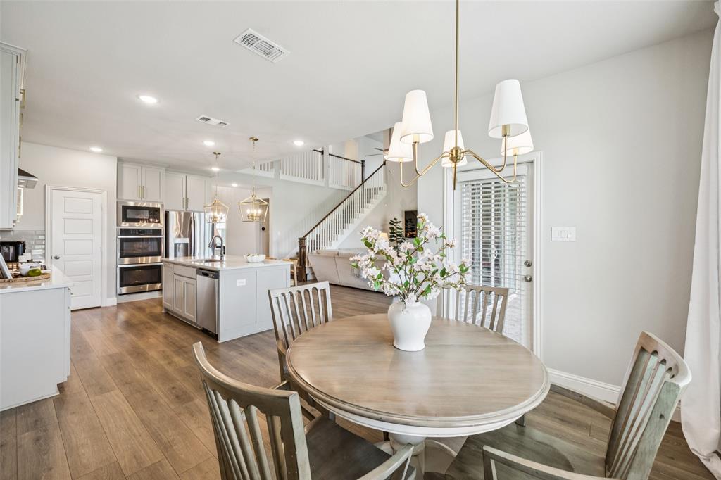 Gunter, Texas 75058, United States, 4 Bedrooms Bedrooms, ,5 BathroomsBathrooms,Residential,Active,171203