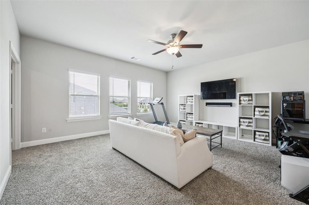 Gunter, Texas 75058, United States, 4 Bedrooms Bedrooms, ,5 BathroomsBathrooms,Residential,Active,171203