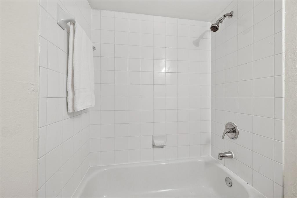 9817 Walnut Street 214