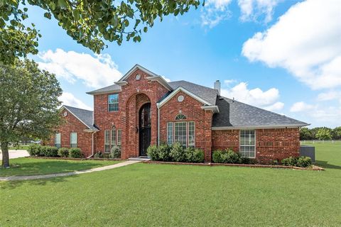 700 E Little Creek Road Cedar Hill TX 75104