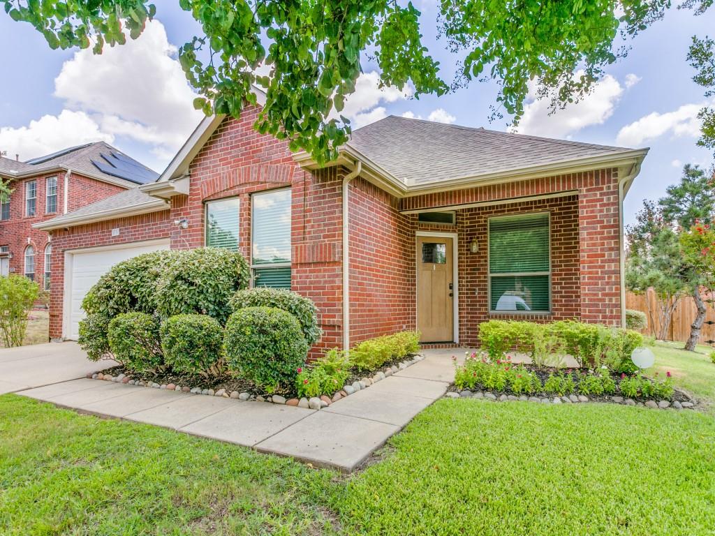 1737 Cliffrose Lane